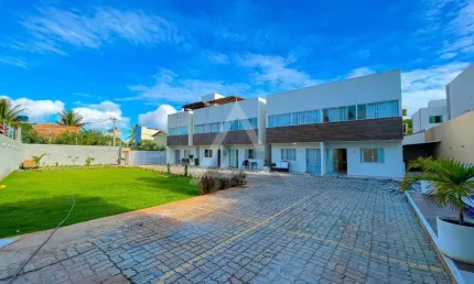 Casa em Condomínio para Venda em Lauro de Freitas, Ipitanga, 3 dormitórios, 2 suítes, 3 banheiros, 2 vagas