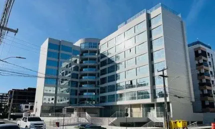 Flat à venda c/ 35m², vista permanente p/ o mar de Ponta de Campina, Cabedelo/PB