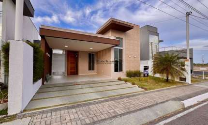Casa térrea à venda no Cond. Monte Carlo, Parque das Nações em Parnamirim/RN