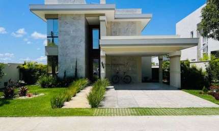 Belíssima casa duplex com 307m² para venda no Alphaville Catuana, Natal/RN
