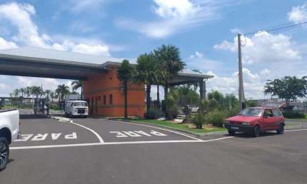 Casa em Condomínio para Venda em Hortolândia, Vila Real, 3 dormitórios, 3 suítes, 1 banheiro, 4 vagas