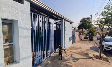 Casa para Venda em Campinas, Parque Valença I, 5 dormitórios, 1 suíte, 2 banheiros, 3 vagas