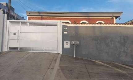 Casa para Venda em Campinas, Vila Aeroporto, 4 dormitórios, 1 suíte, 2 banheiros, 4 vagas