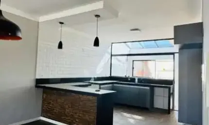 Casa para Venda em Campinas, Residencial Cittá di Salerno, 6 dormitórios, 2 suítes, 2 banheiros, 4 vagas