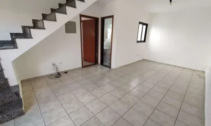 Casa em condomínio fechado com 3 quartos à venda na Rua Alves de Almeida, 870, Vila Formosa, São Paulo por R$ 585.000