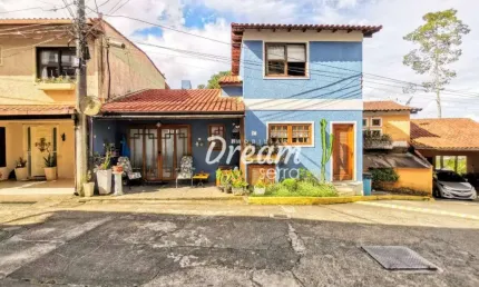 Casa com 3 dormitórios à venda, 127 m² por R$ 550.000,00 - Iucas - Teresópolis/RJ