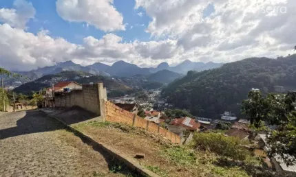Terreno à venda, 368 m² por R$ 200.000,00 - Vale do Paraíso - Teresópolis/RJ