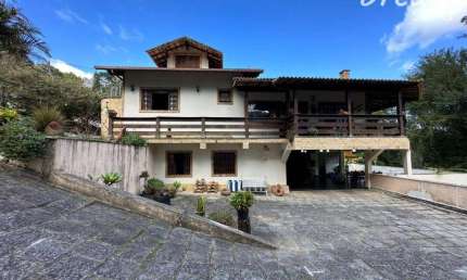 Casa com 3 dormitórios à venda, 450 m² por R$ 890.000,00 - Parque do Imbui - Teresópolis/RJ