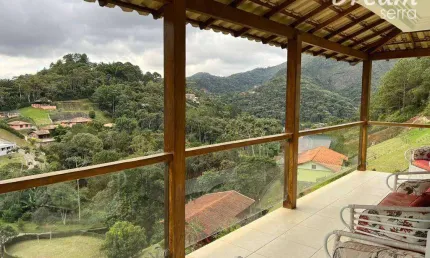 CASA DE ALTO PADRÃO EM CONDOMÍNIO FECHADO NO BAIRRO DE ALBUQUERQUE