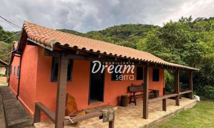 SÍTIO COM 6.000M² COM LAGO EM CÓRREGO DAS PEDRAS, TERESÓPOLIS/RJ