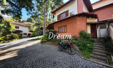 Casa com 3 dormitórios à venda, 155 m² por R$ 800.000,00 - Quebra Frascos - Teresópolis/RJ