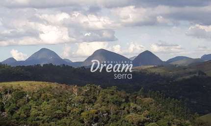 Terreno à venda, 628 m² por R$ 130.000,00 - Pessegueiros - Teresópolis/RJ