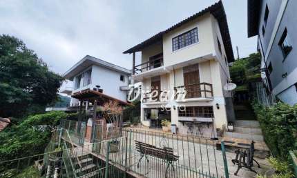 Casa com 3 dormitórios à venda, 145 m² por R$ 998.000,00 - Albuquerque - Teresópolis/RJ