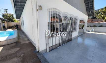 Casa com 3 quartos à venda na Rua Tupinambás, Meudon, Teresópolis