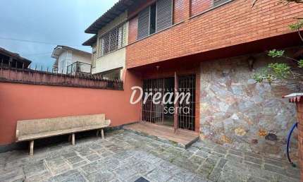 Casa com 5 dormitórios à venda, 250 m² por R$ 700.000,00 - Alto - Teresópolis/RJ