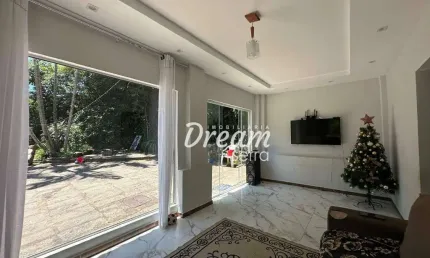 Casa com 4 dormitórios à venda, 128 m² por R$ 360.000,00 - Pessegueiros - Teresópolis/RJ