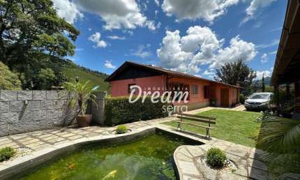 Casa com 3 dormitórios à venda, 228 m² por R$ 1.200.000,00 - Albuquerque - Teresópolis/RJ