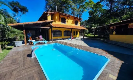 Sítio com 3 dormitórios à venda, 3600 m² por R$ 750.000,00 - Granja Mafra - Teresópolis/RJ