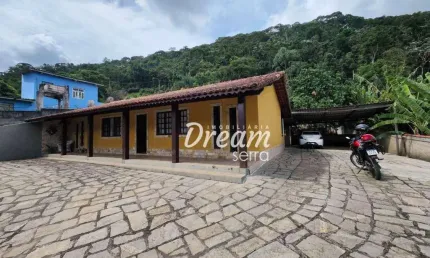 Casa com 4 dormitórios à venda, 114 m² por R$ 500.000,00 - Pessegueiros - Teresópolis/RJ