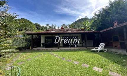 Casa com 4 dormitórios à venda, 255 m² por R$ 1.800.000,00 - Comary - Teresópolis/RJ