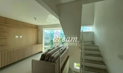 Casa com 2 dormitórios à venda, 103 m² por R$ 485.000,00 - Fazendinha - Teresópolis/RJ