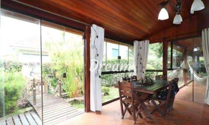 Casa com 4 dormitórios à venda, 150 m² por R$ 980.000,00 - Vargem Grande - Teresópolis/RJ