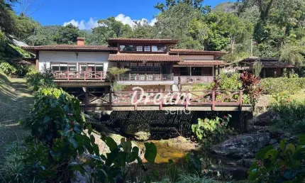 Casa com 3 dormitórios à venda, 300 m² por R$ 1.500.000,00 - Parque do Ingá - Teresópolis/RJ