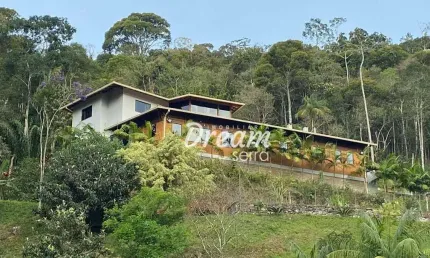Casa com 3 dormitórios à venda, 220 m² por R$ 900.000,00 - Albuquerque - Teresópolis/RJ