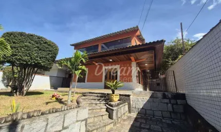 Casa com 4 dormitórios à venda, 349 m² por r$ 1.200.000,00 - taumaturgo - teresópolis/rj
