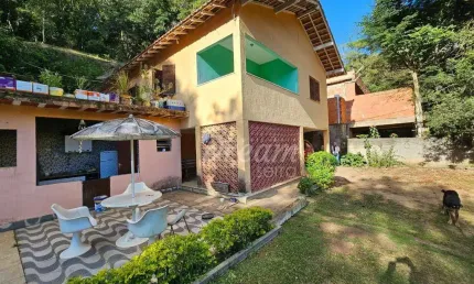 Casa com 3 dormitórios à venda, 200 m² por R$ 360.000 - Campo Limpo - Teresópolis/RJ