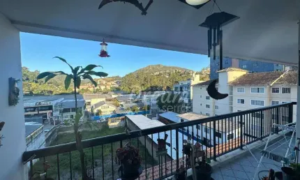 Apartamento com 2 dormitórios à venda, 79 m² por R$ 580.000 - Várzea - Teresópolis/RJ