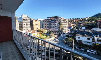 Cobertura com 3 dormitórios à venda, 140 m² por R$ 700.000,00 - Agriões - Teresópolis/RJ