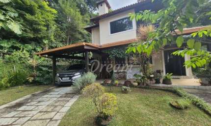 Casa com 3 dormitórios à venda, 168 m² por R$ 1.300.000,00 - Golfe - Teresópolis/RJ