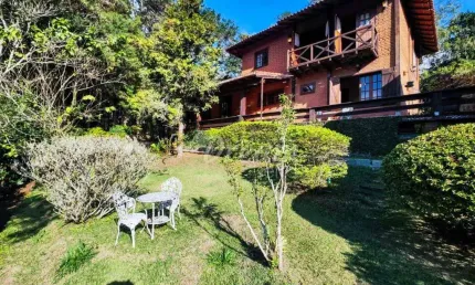 Casa com 5 dormitórios à venda, 226 m² por R$ 740.000,00 - Prata - Teresópolis/RJ