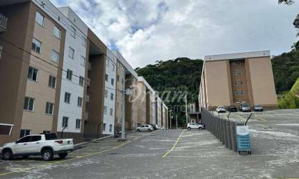 Apartamento com 2 dormitórios à venda, 50 m² por R$ 270.000 - Pimenteiras - Teresópolis/RJ