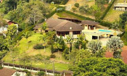 Casa com 7 dormitórios à venda, 574 m² por R$ 3.900.000,00 - Green Valley - Teresópolis/RJ