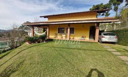 Casa com 4 dormitórios à venda, 196 m² por R$ 1.100.000,00 - Quebra Frascos - Teresópolis/RJ