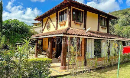 Casa com 4 dormitórios à venda, 190 m² por R$ 1.100.000,00 - Albuquerque - Teresópolis/RJ