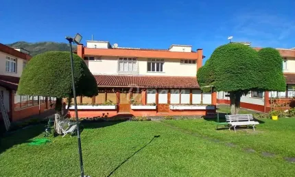 Casa com 3 dormitórios à venda, 105 m² por R$ 860.000,00 - Alto - Teresópolis/RJ