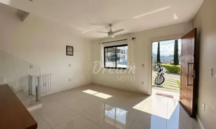 Casa com 2 dormitórios à venda, 117 m² por R$ 595.000,00 - Iucas - Teresópolis/RJ