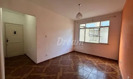 Apartamento com 2 dormitórios à venda, 49 m² por R$ 280.000,00 - Várzea - Teresópolis/RJ