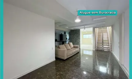 Casa em condomínio para alugar 250m² no bairro alto com 3 quartos, 1 suíte, 1 demi, 4 banheiros e 4 vagas de garagem, churrasqueira por r$6.900,00/mês