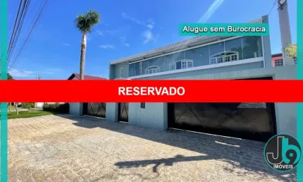 Casa comercial ou residencial para alugar ou vender no ahú com 5 quartos, 2 suítes, lareira, churrasqueira e edícula com 700m por r13.500/mês