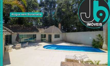 Casa para alugar em Santa Felicidade com 3 quartos, 8 vagas de garagem, churrasqueira e piscina com 500m² por R$13.000,00/mês