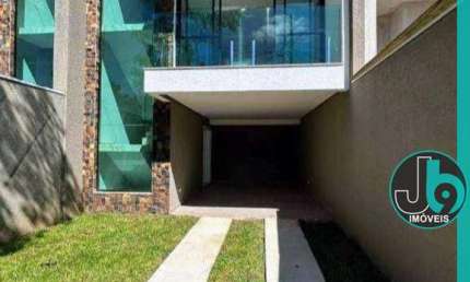 Sobrado novo para Alugar ou vender no Abranches com 3 quartos, 1 suíte, 3 banheiros, 3 vagas de garagem e churrasqueira com 180m² por R$ 7.999,00/mês