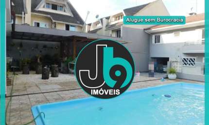 Casa para alugar no Jardim Das Americas  310m², com 5 quartos, 4 suites, 1 piscina, 1 churrasqueira, 1 quintal amplo,