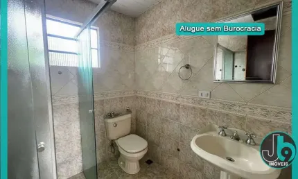 Casa para alugar no Cajuru com 4 quartos, 3 salas, 3 banheiros, 10 vagas de garagem, 340 m² por R$6.500,00/mês
