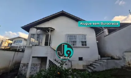 Casa comercial para locação ou vender no São Francisco, com 4 salas, 2 banheiros, 6 vagas de garagem,com 170m²por R$5.900,00/mês ou R$1.450.000,00