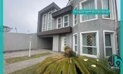 Casa para Alugar no Pilarzinho com 3 quartos, 1 suíte com closet, área gourmet com churrasqueira e 2 vagas de garagem por R$ 7.800,00/mês