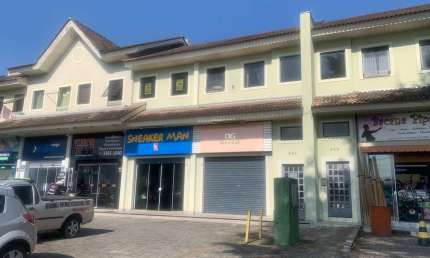 Sala comercial à venda na Rua Vicente de Carvalho, Cajuru, Curitiba por R$ 170.000
